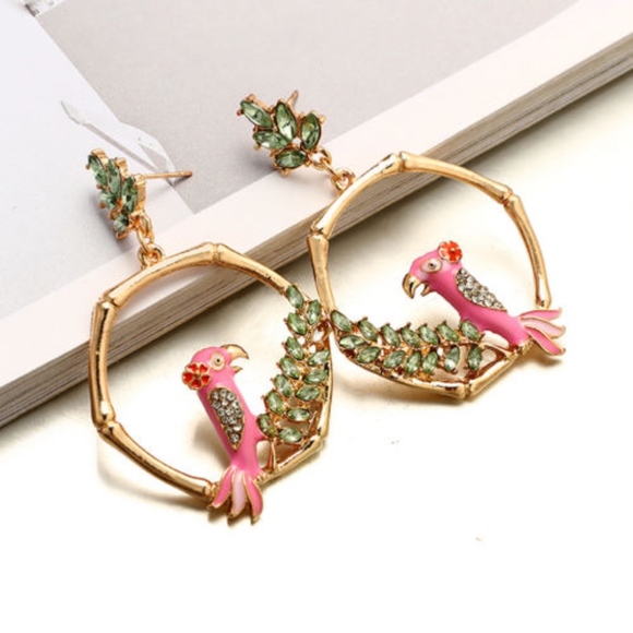 Bamboo Parrot Rhinestone Leaflet Hexagon Earrings - Picture 4 of 8